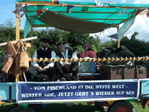 Auf dem Festplatz. v.li. - Winfrid Hahn, Raik Thomas, Klaus Peter Krause Auf dem Festplatz. v.li. - Wolf Dietrich Ratajczak, Winfrid Hahn, Raik Thomas, Klaus Peter Krause